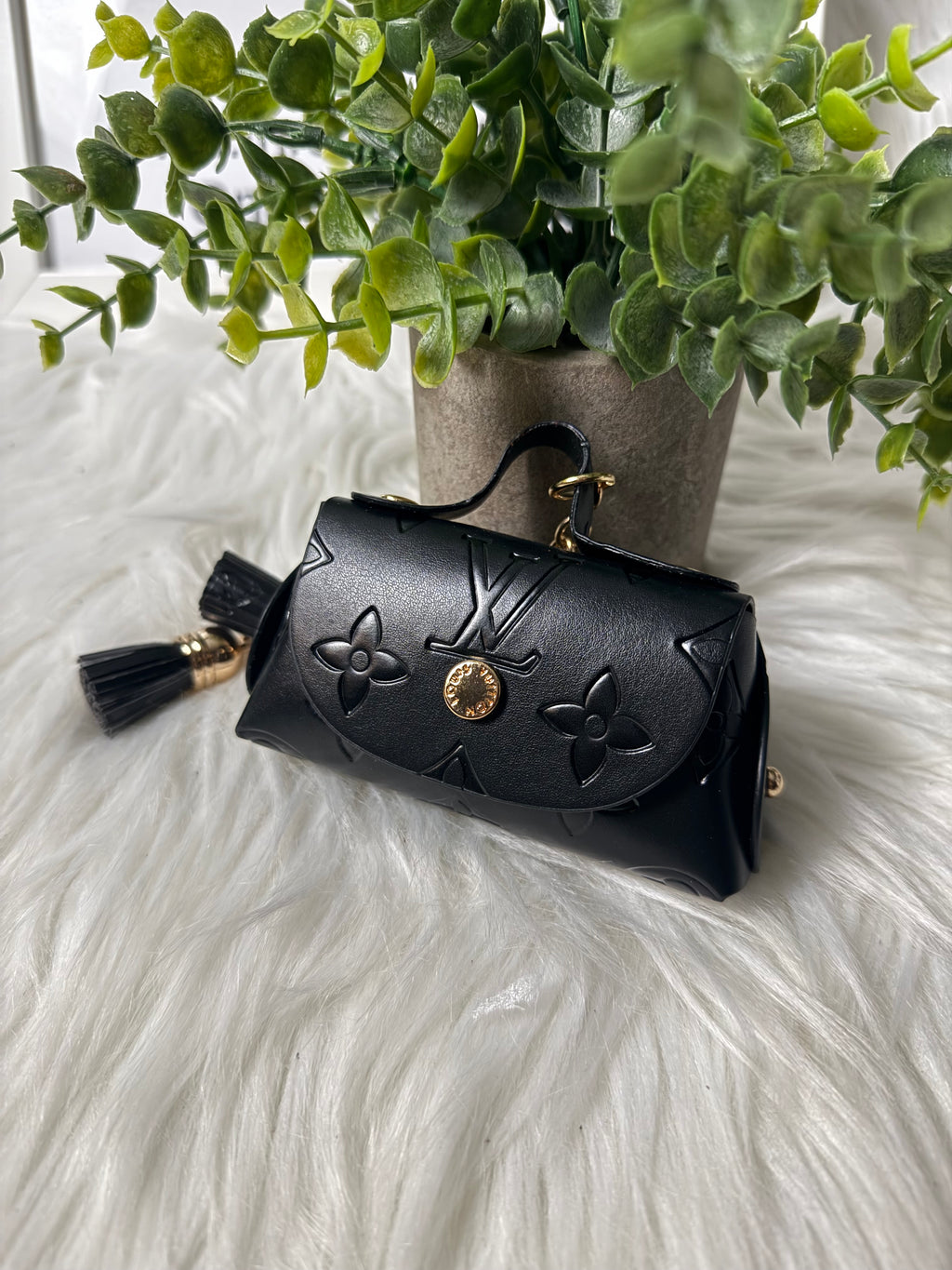 L Keyholder/ Pouch