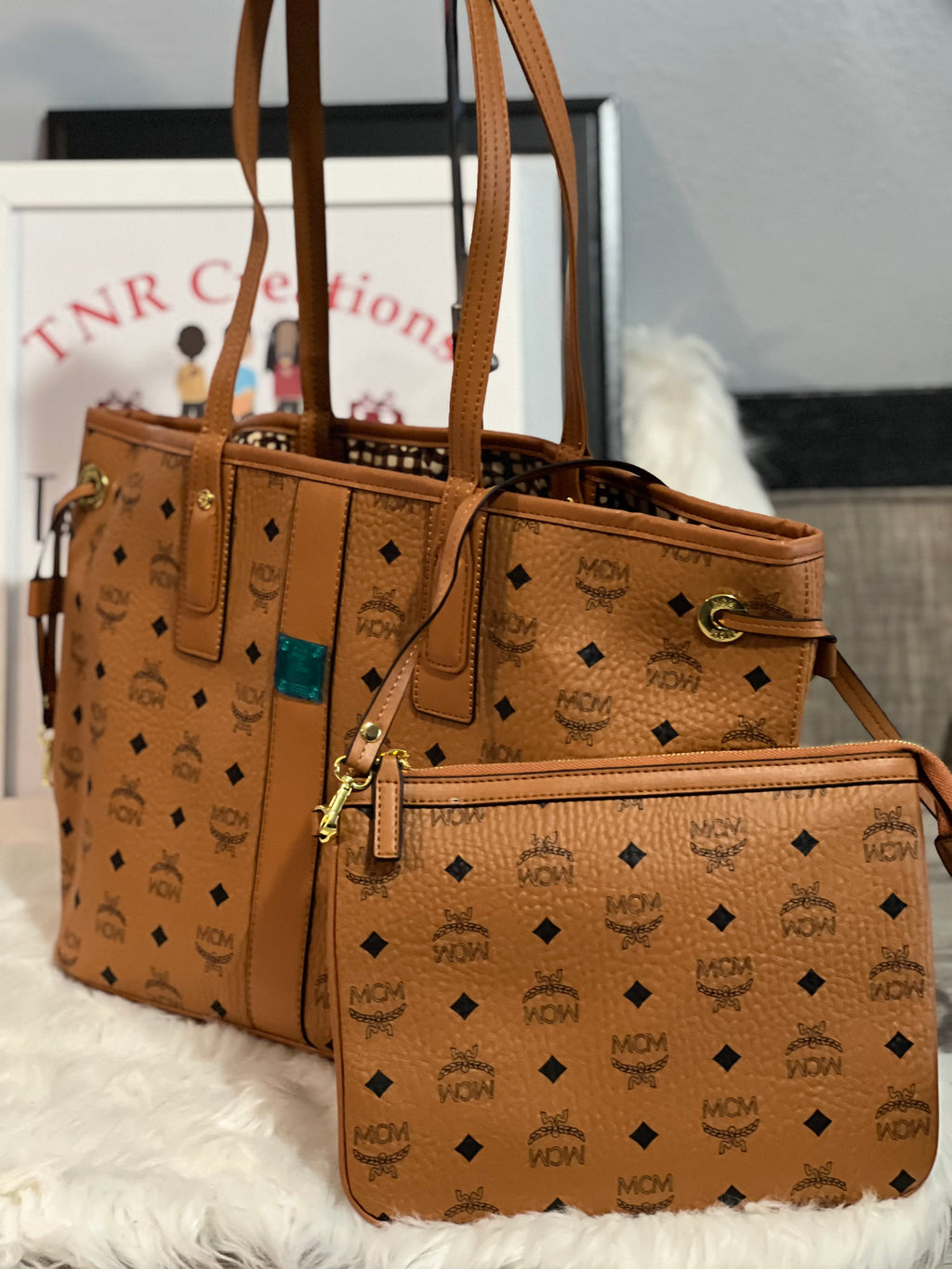 M tote with extra purse (Limited)