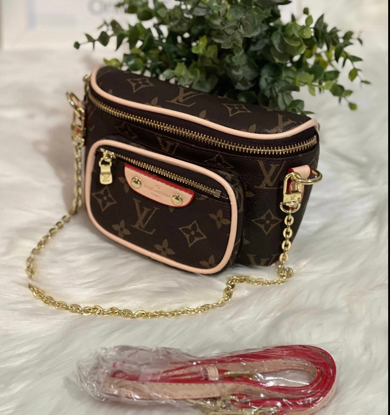 L- Crossbody Bum Bags