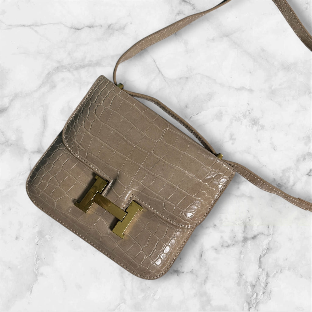 H Crossbody/Shoulder (2 colors available)