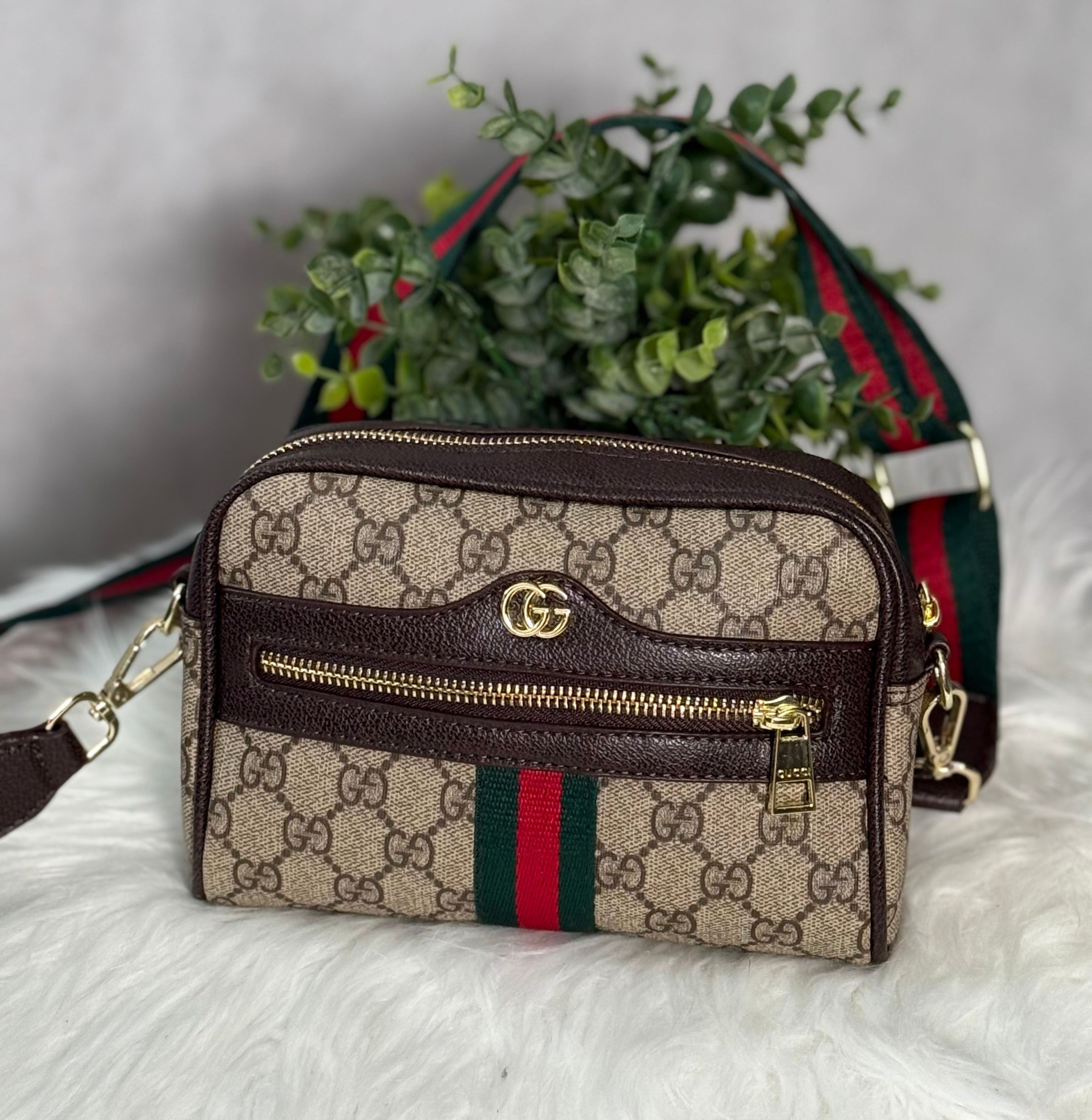 G Crossbody’s (Limited) (2 colors)