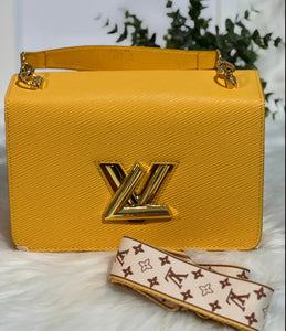 L-Crossbody’s (Limited) L Twist (3 colors available)