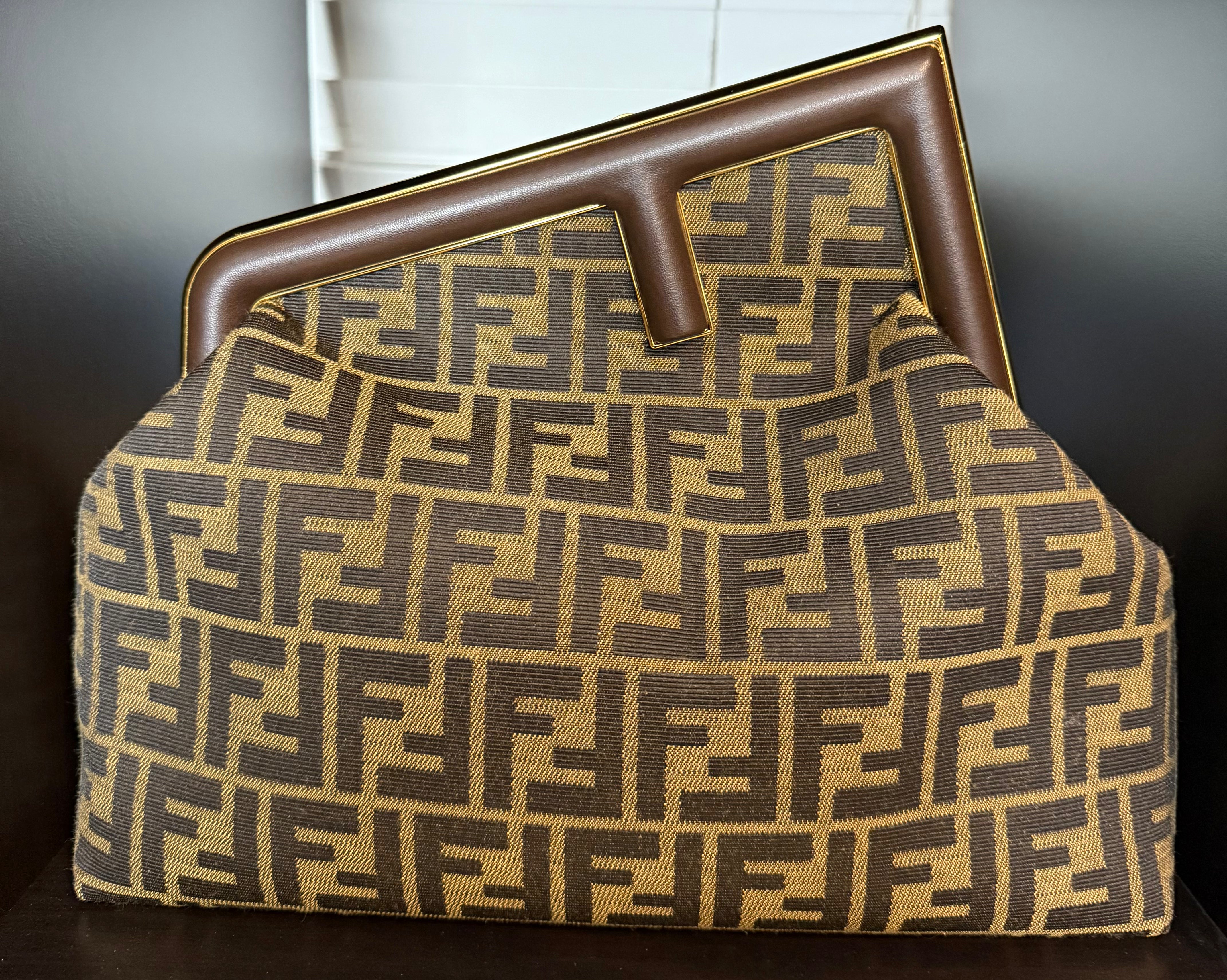 F Shoulder (Limited)- comes with brown strap