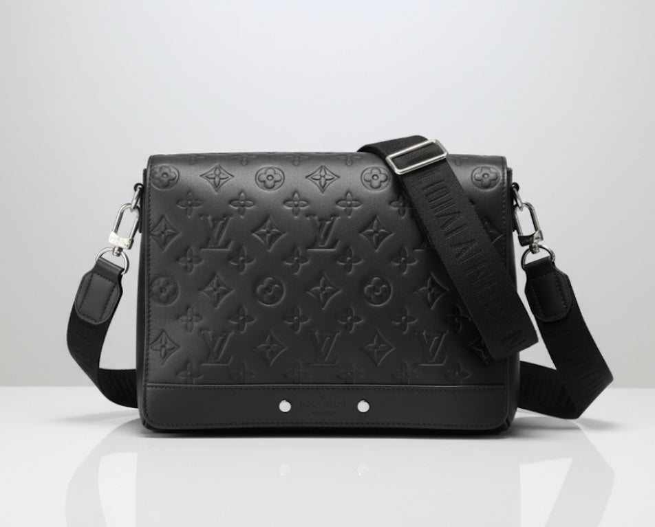 L Messenger Bag (Unisex)