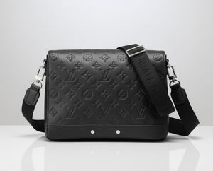 L Messenger Bag (Unisex)