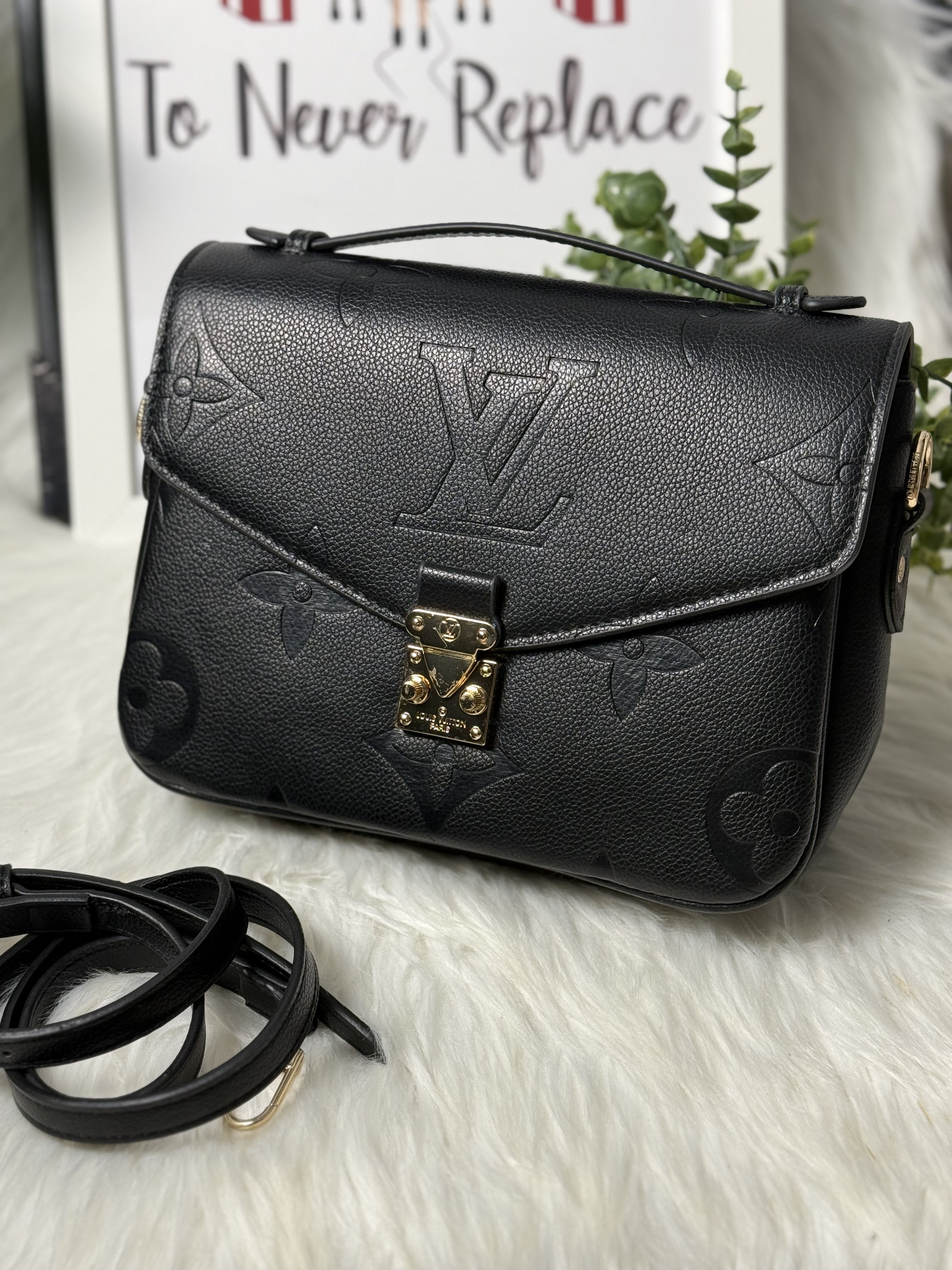 L Crossbody (Limited) (2 colors available)