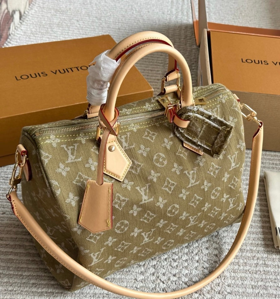 L Handle/ Crossbody SPDY (Limited) with Lock and Key