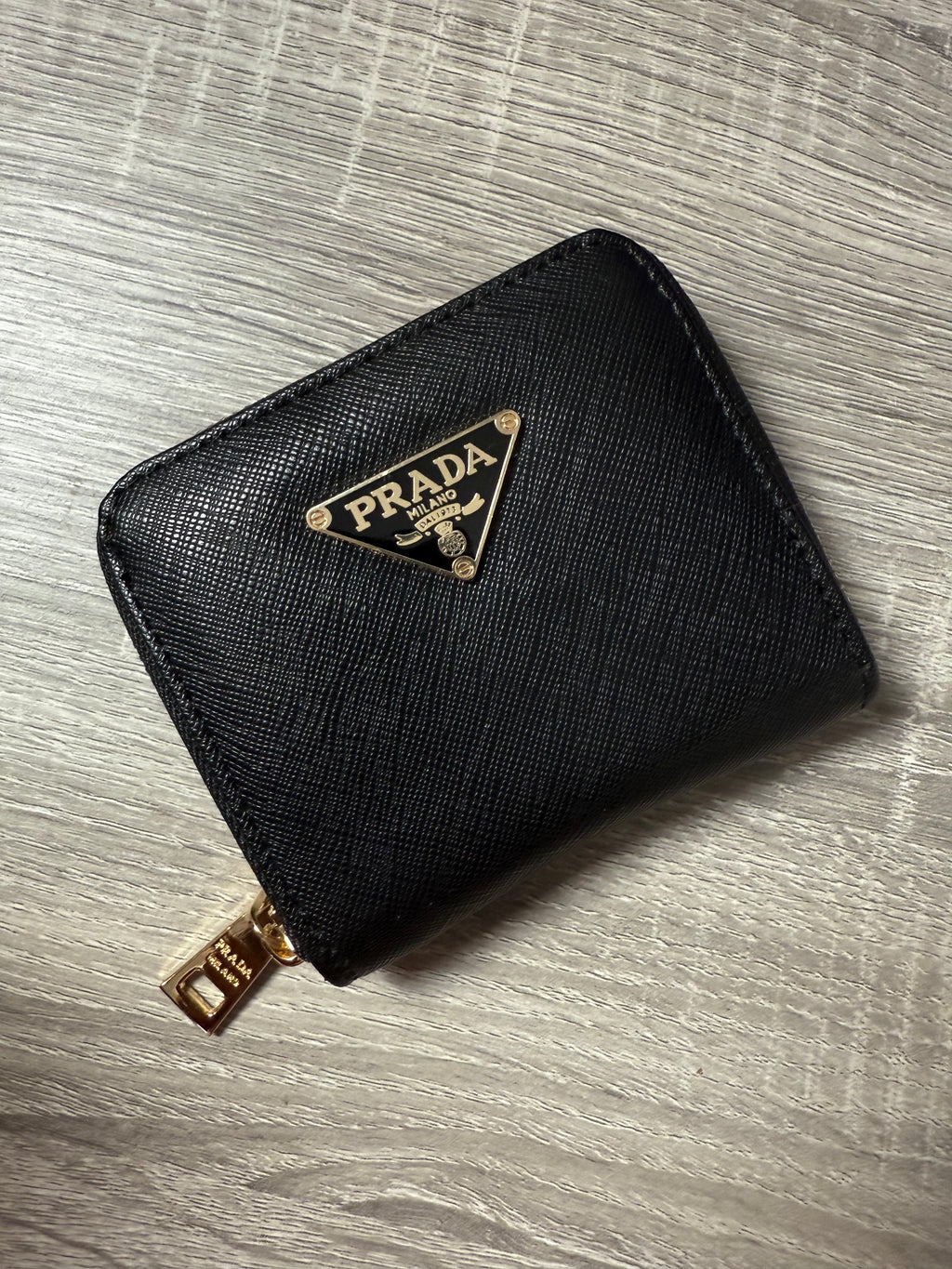 P wallet
