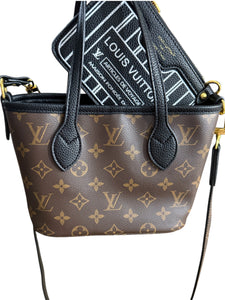 L Crossbody/ Handle (NVFL) with pouch small (Limited)