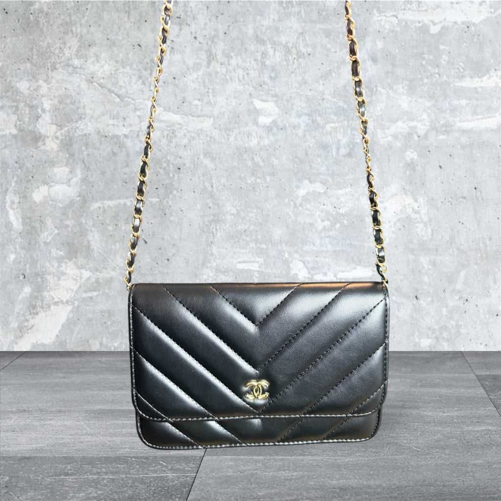 C Crossbody/ Shoulder