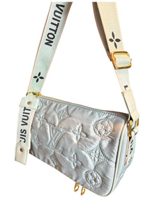 L Crossbody
